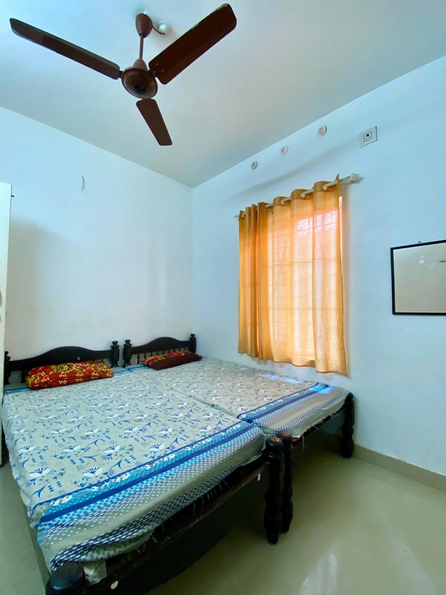 RAJATHEERAM BEACH HOMESTAY Alappuzha Esterno foto