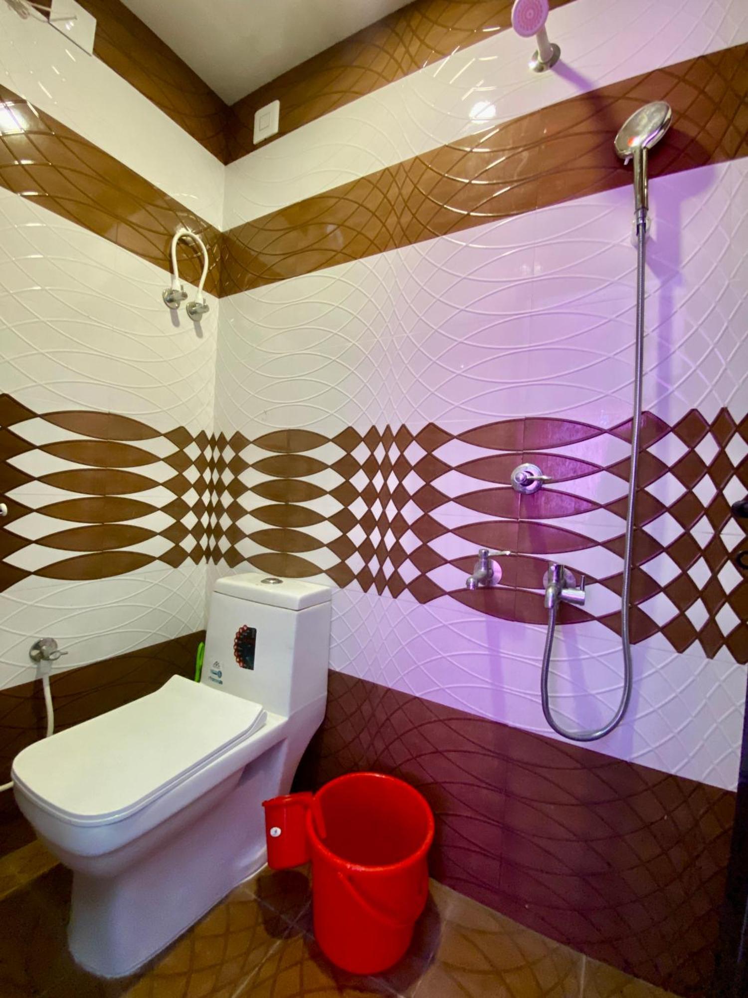 RAJATHEERAM BEACH HOMESTAY Alappuzha Esterno foto