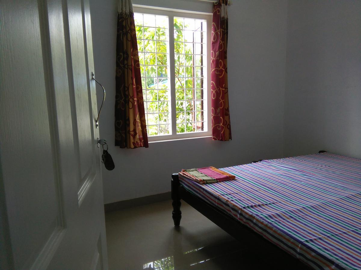 RAJATHEERAM BEACH HOMESTAY Alappuzha Esterno foto