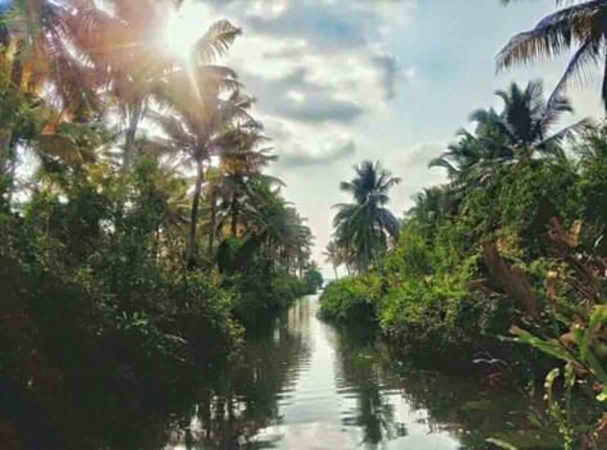 RAJATHEERAM BEACH HOMESTAY Alappuzha Esterno foto
